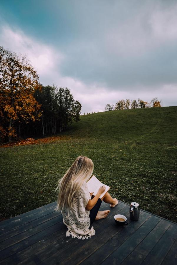 Unique Tiny House Getaway In The Nature - Kensho Puugi Buitenkant foto